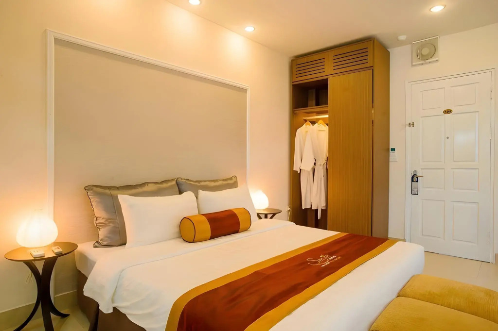 Smile Hotel