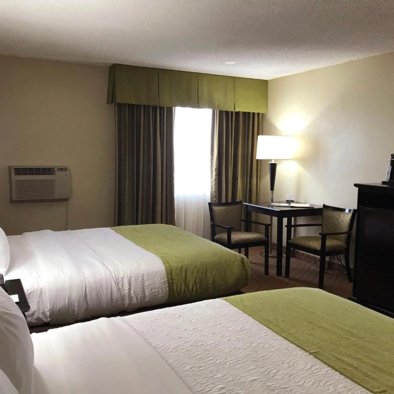 NavajoLand Hotel