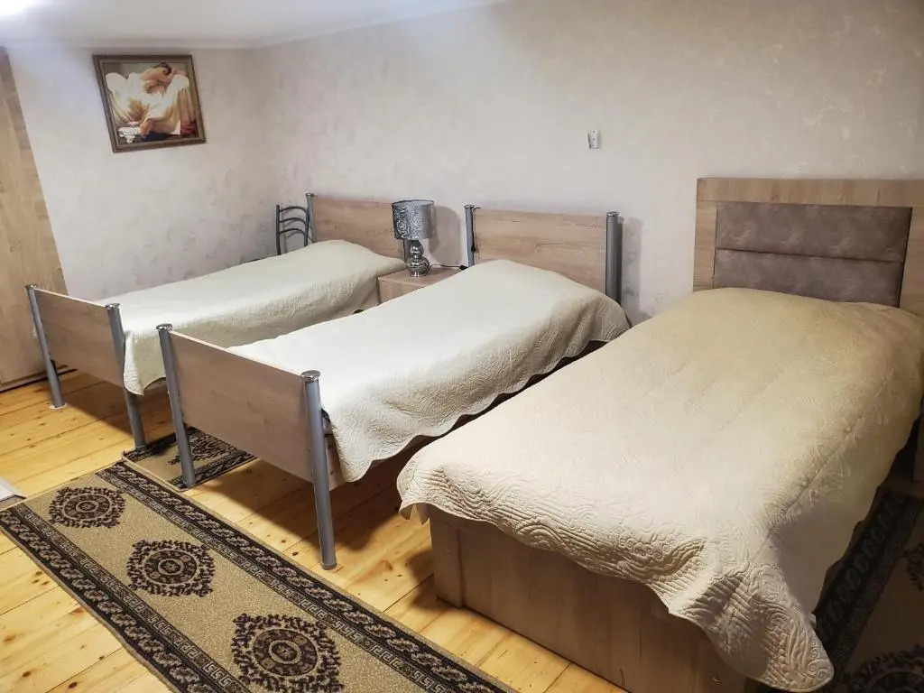 Guest House Lakada