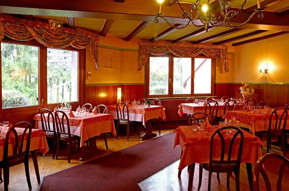 Logis Hôtel Auberge De La Foret