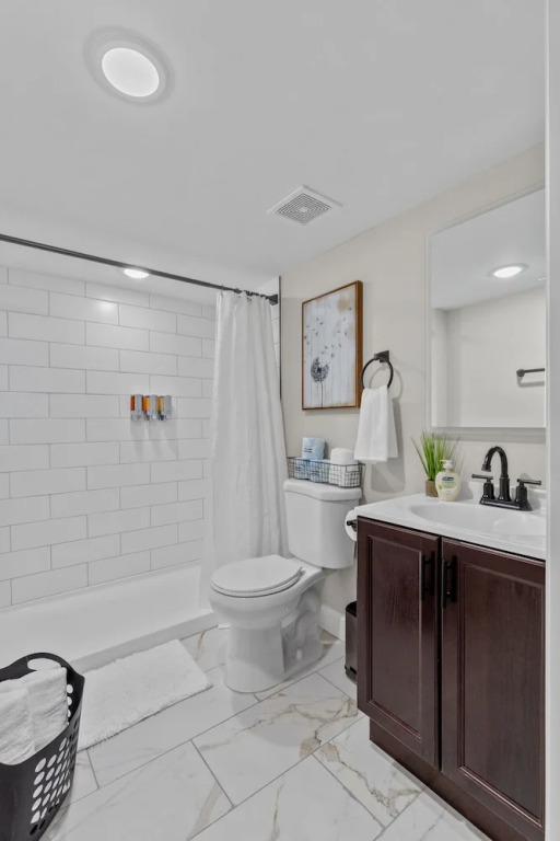 Blue Door Bungalow | JZ Vacation Rentals