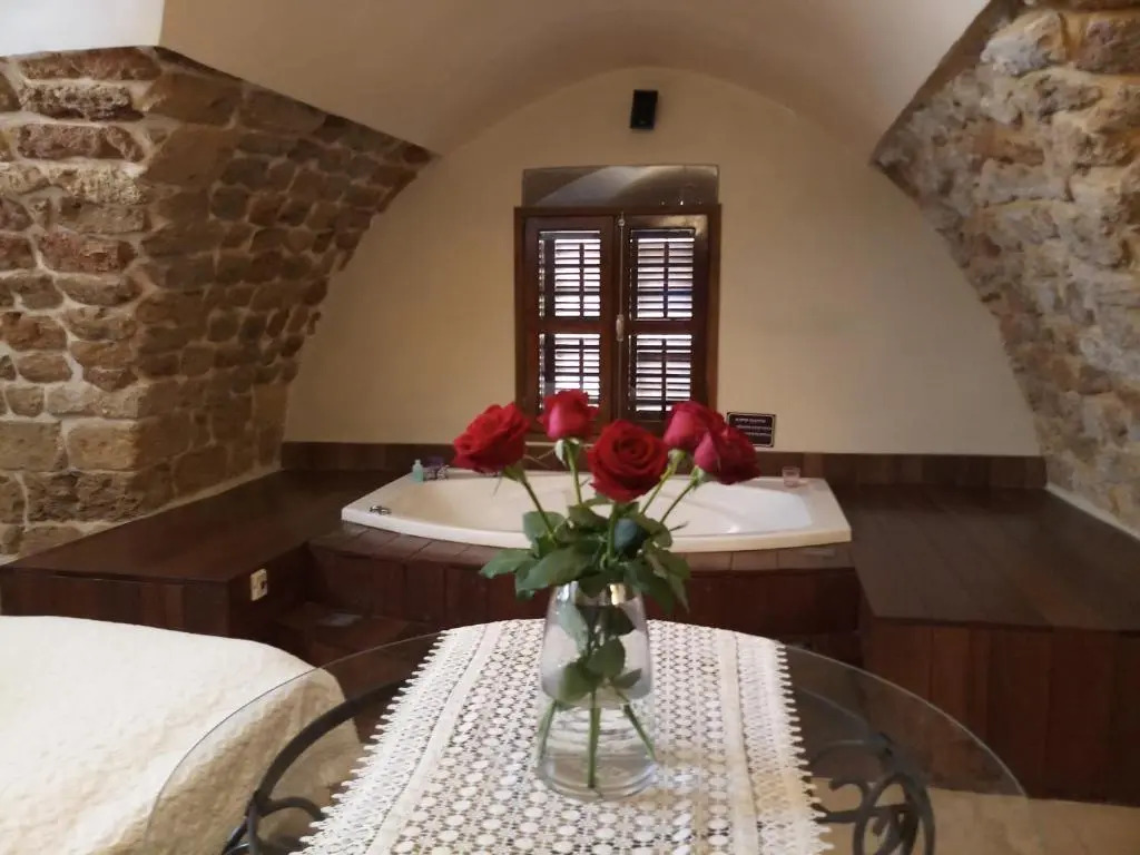 Lighthouse Suite - Acre