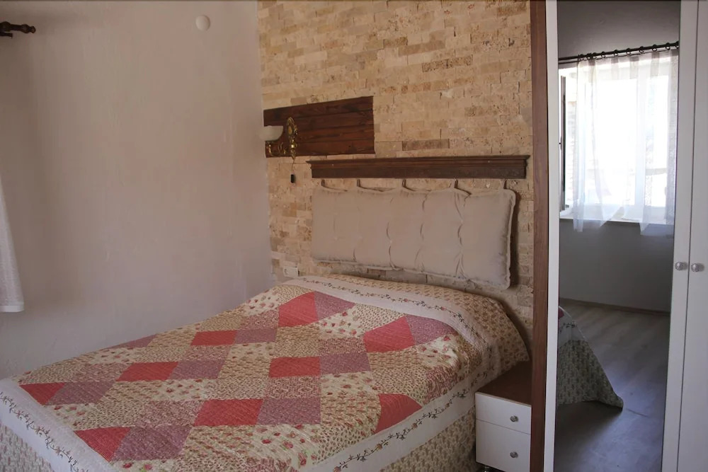 Assos Mia Otel