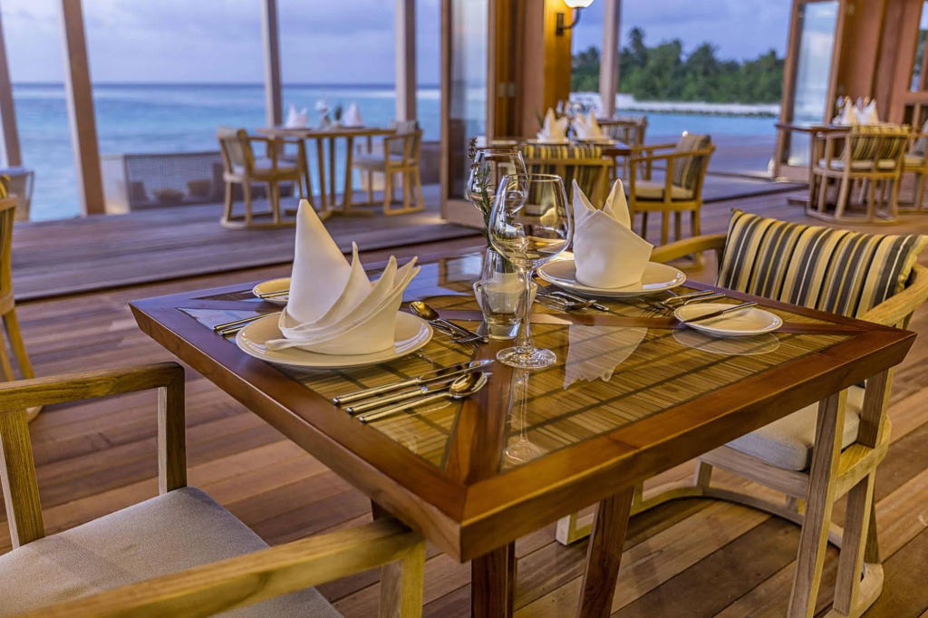 Hurawalhi Island Resort