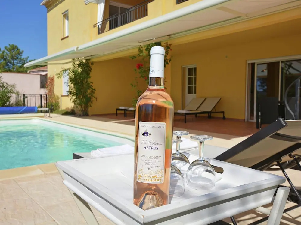 Beautiful Villa in Vidauban with Swimming Pool