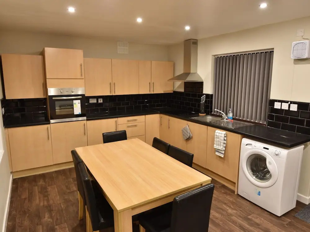 Spacious Holiday Home in Coventry near Coventry University