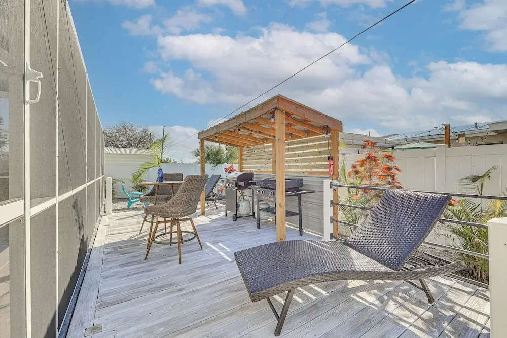Pool Paradise! Port Charlotte Home Near Beach