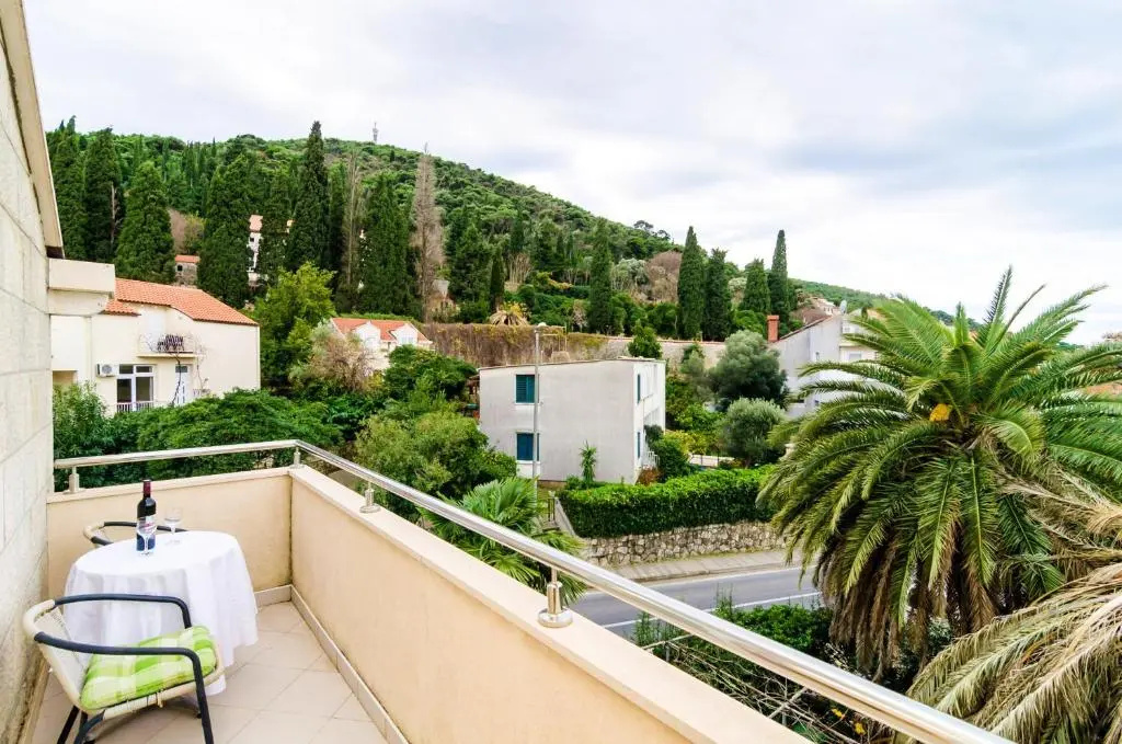Apartment with One Bedroom in Dubrovnik, with Wonderful Sea View, Furnished Terrace And Wifi - 300 M From the Beach