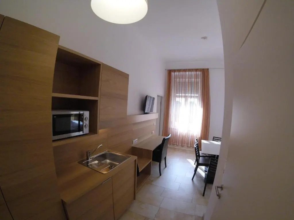 Hotel Aton
