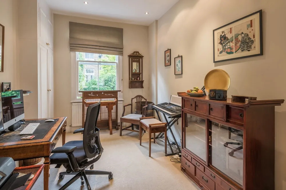 Large Family home in Fulham