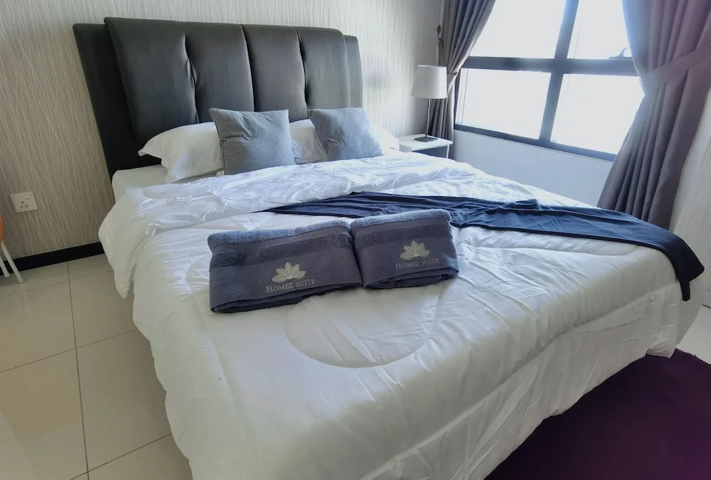 Luminari Suite by Homez Suite