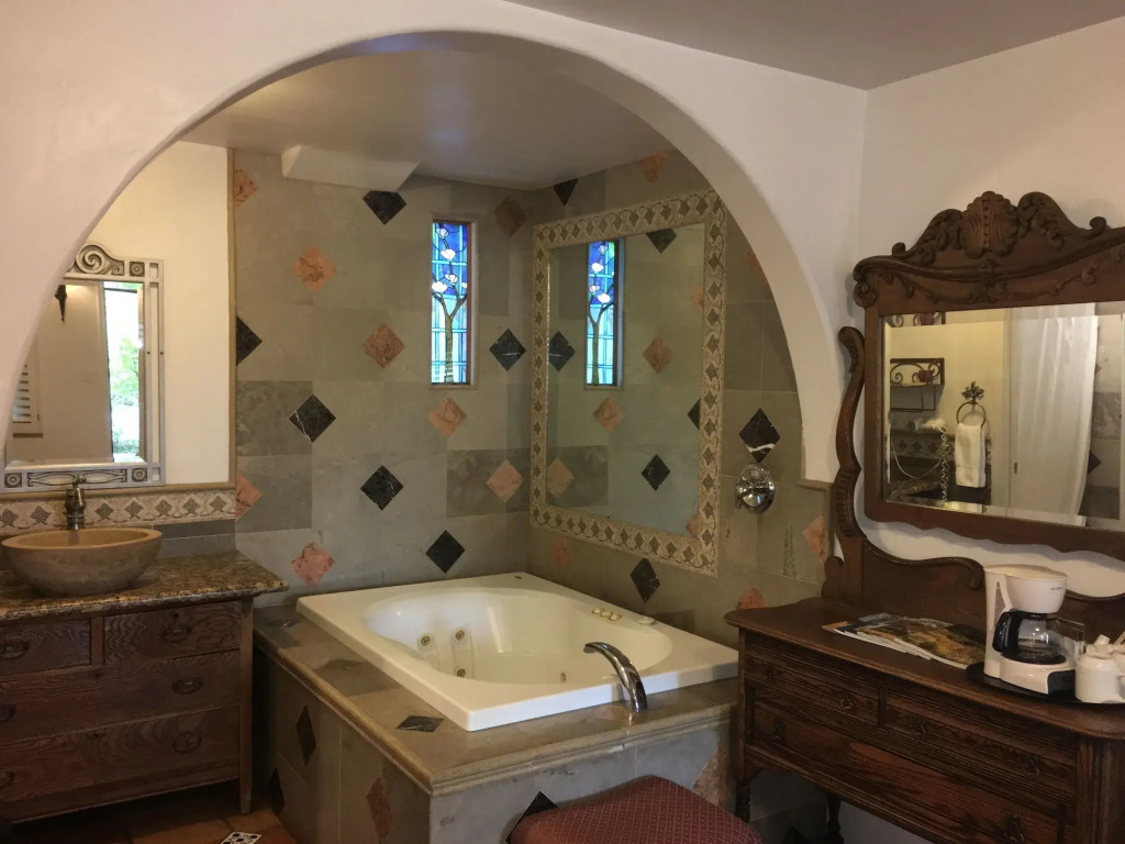 Chantico Inn