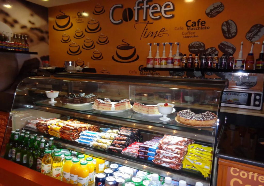 Meral Crown Hotel