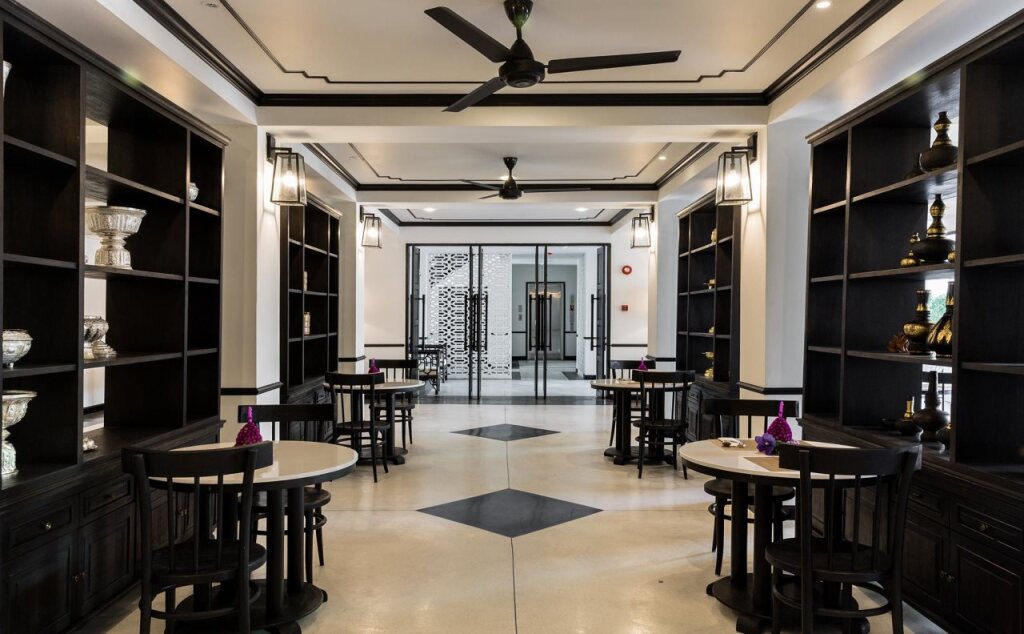 MORA Boutique Hotel