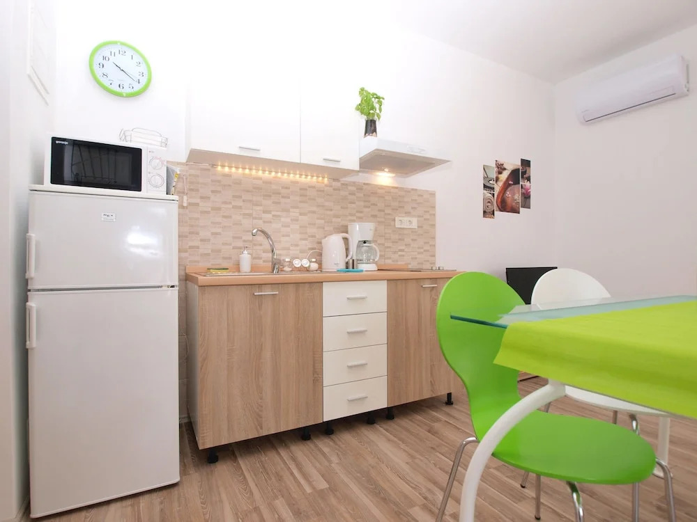 Apartment 1403