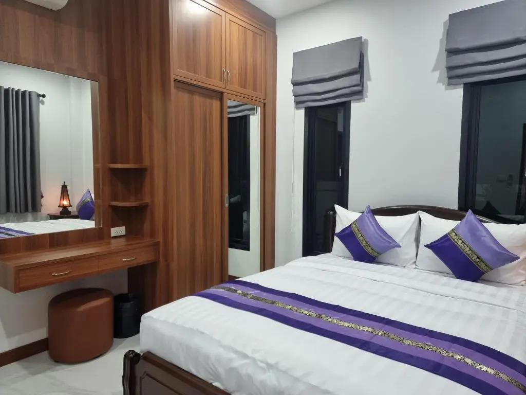 BAAN DALAH POOL VILLA