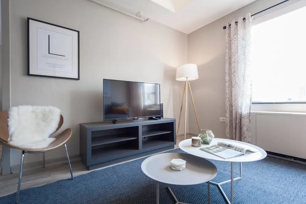 Stay in the Heart of Louisville - PERFECT LOCATION