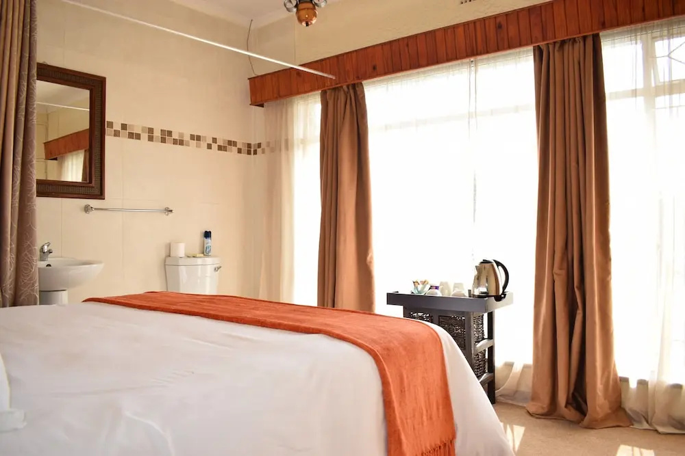 Moye Guest House