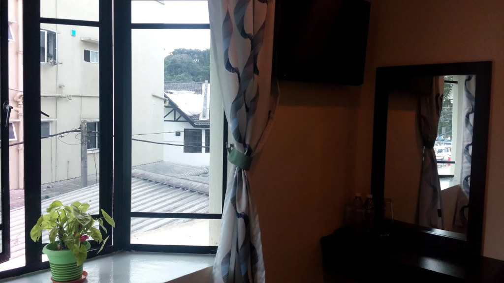 Hong Kong Hotel