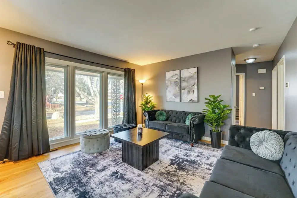Game, Stay & Play: Family Home in Westland!