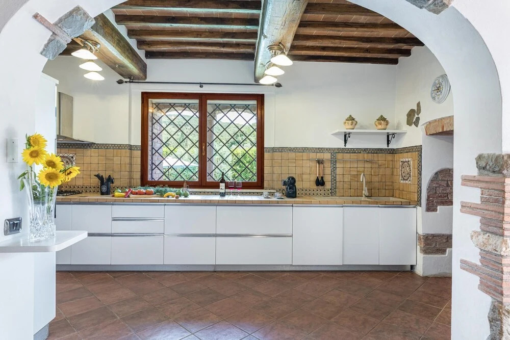 PODERE MONTIONI 6&2, Emma Villas