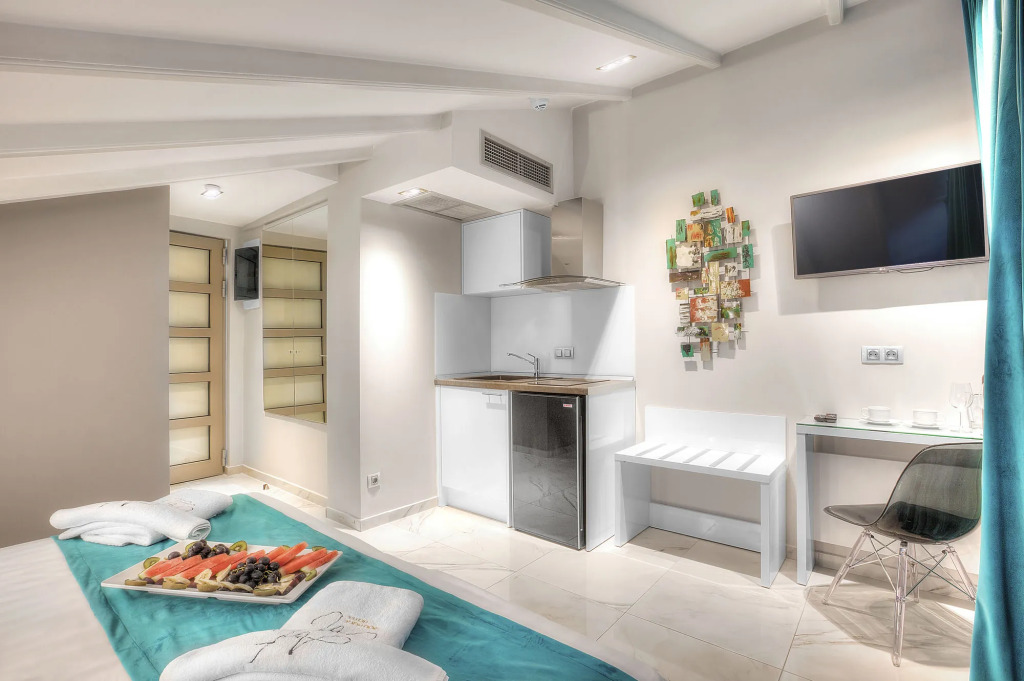 Alpha Luxury Suites