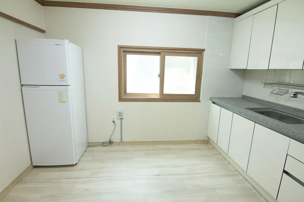 Stay House
