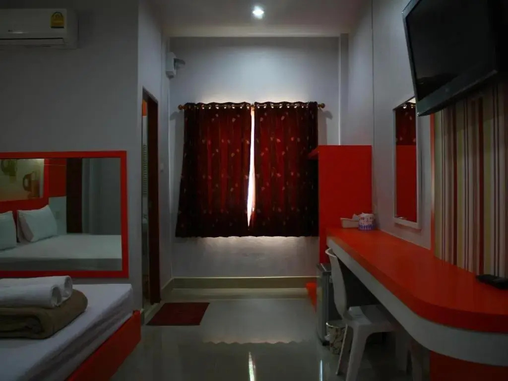 Sabai EZ Hotel