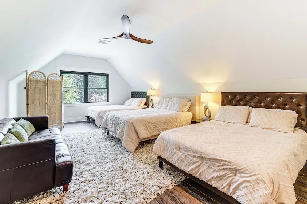 Private Sauna & Game Room: Lakefront Moneta Gem