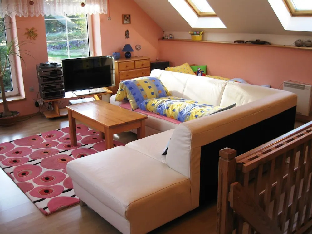 Serene Holiday Home With Private Garden, Whirlpool, Terrace