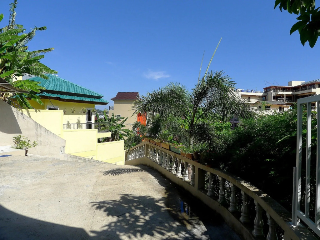 Natural Mystic Patong Residence