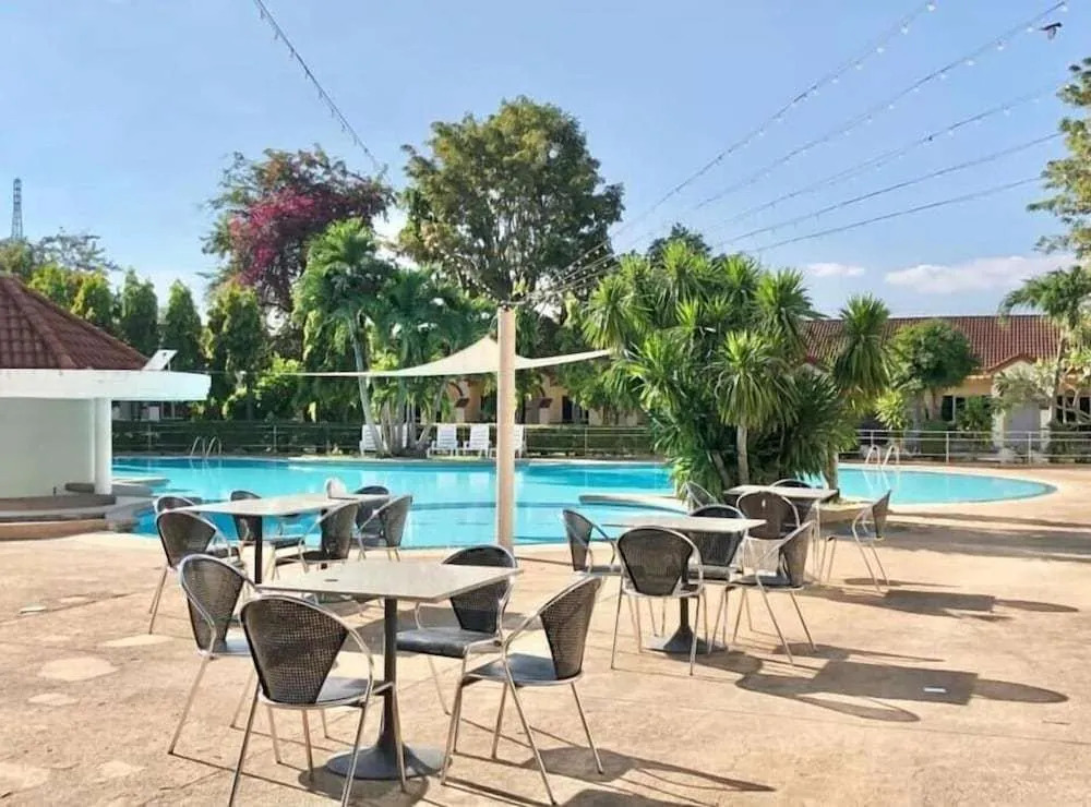 Lopburi Inn