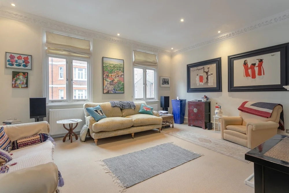 Charming 2 Bedroom Apartment Near Battersea