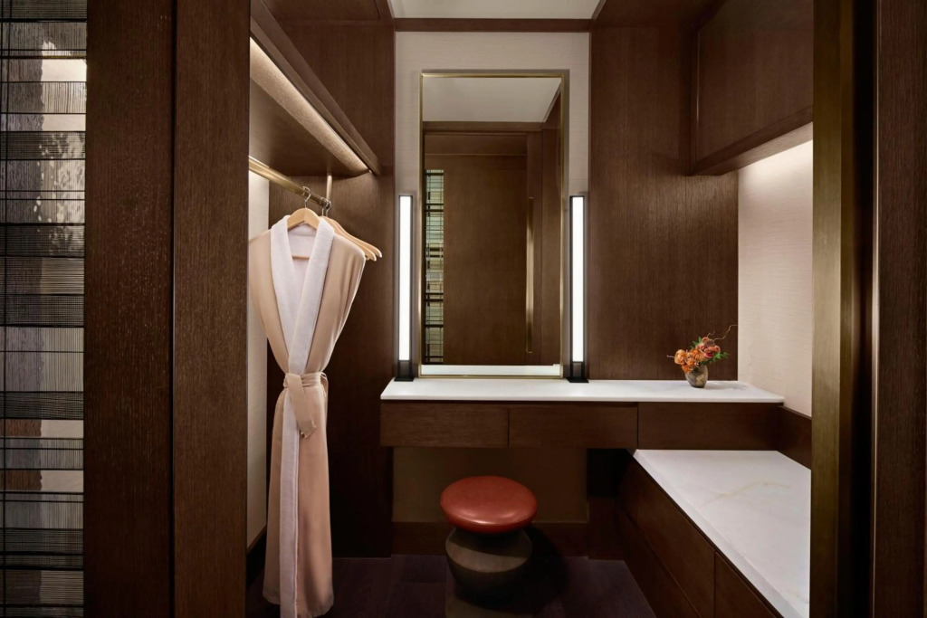 The Ritz-Carlton, Melbourne