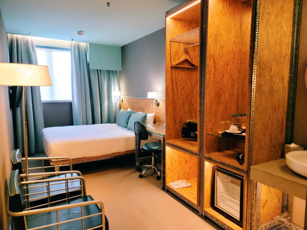 IND Hotel