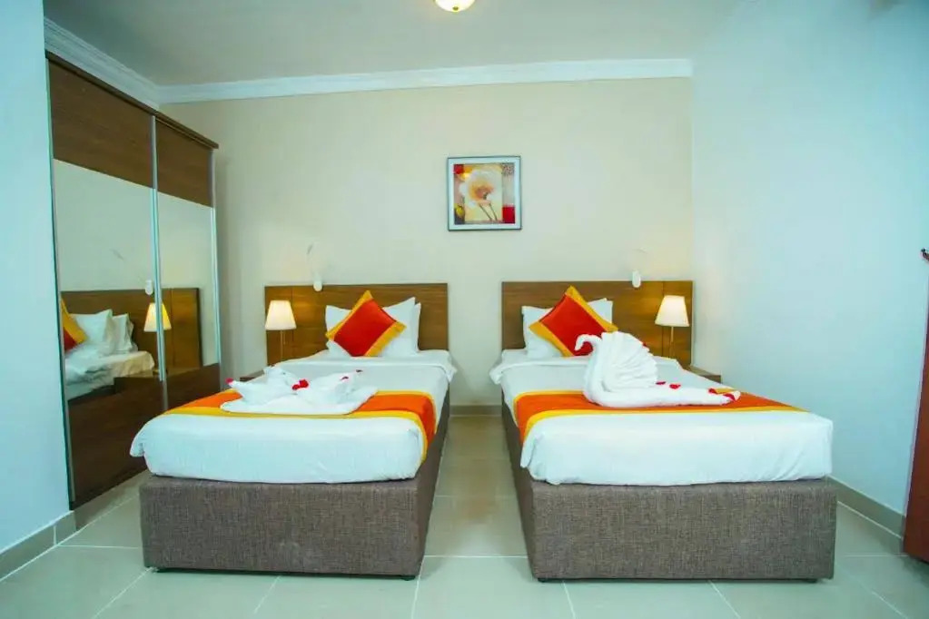 La Villa Suites Hotel