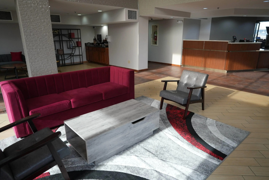 Ramada by Wyndham Tulsa Broken Arrow