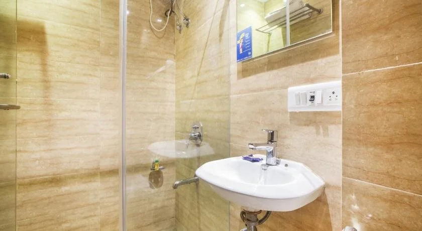 FabHotel Regal International Andheri