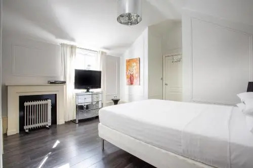 Stanhope Mews West II by Onefinestay