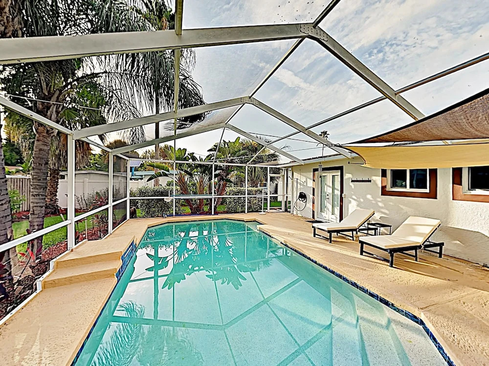 New Listing! Charming Getaway W/ Screened Pool 2 Bedroom Home