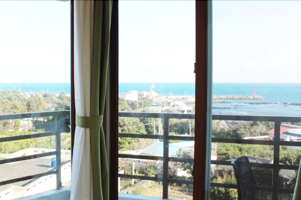 Seogwipo Jeju Badagaeso Pension
