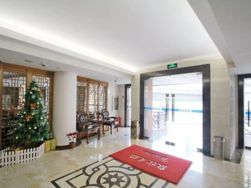 Yanrui Hotel