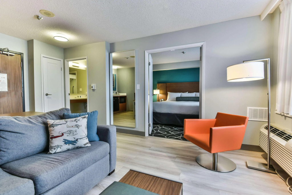 Radisson Suites Hotel Toronto Airport