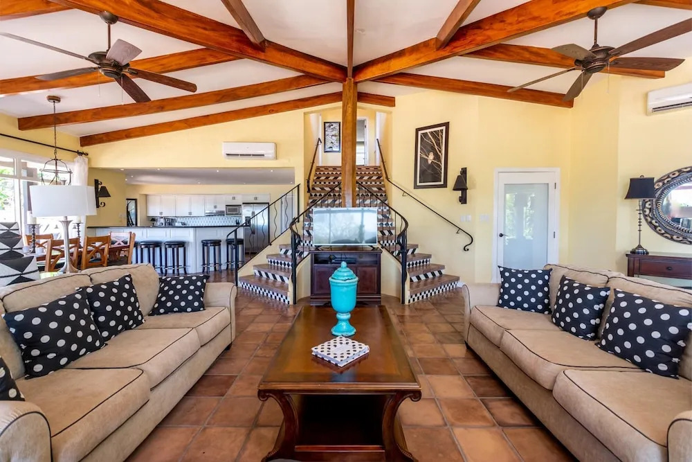 Luxury Five-Bedroom Oasis in Playa Flamingo with a Private Pool and Stylish Decor