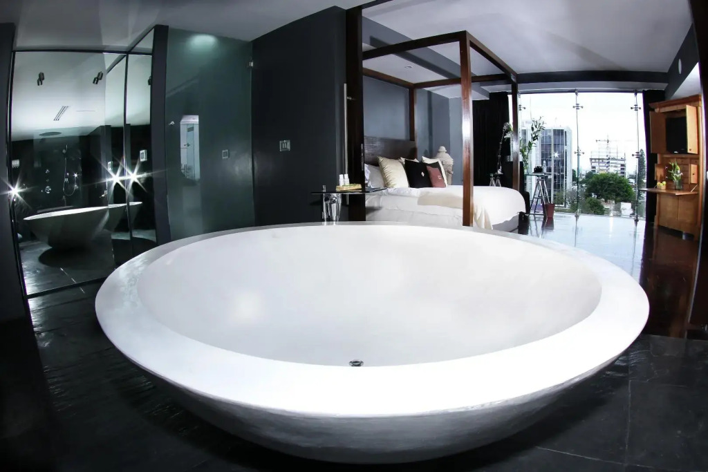 Demetria Hotel