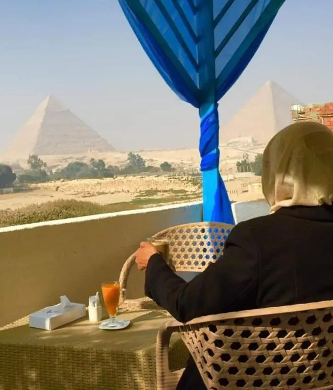 Desert pyramids studio