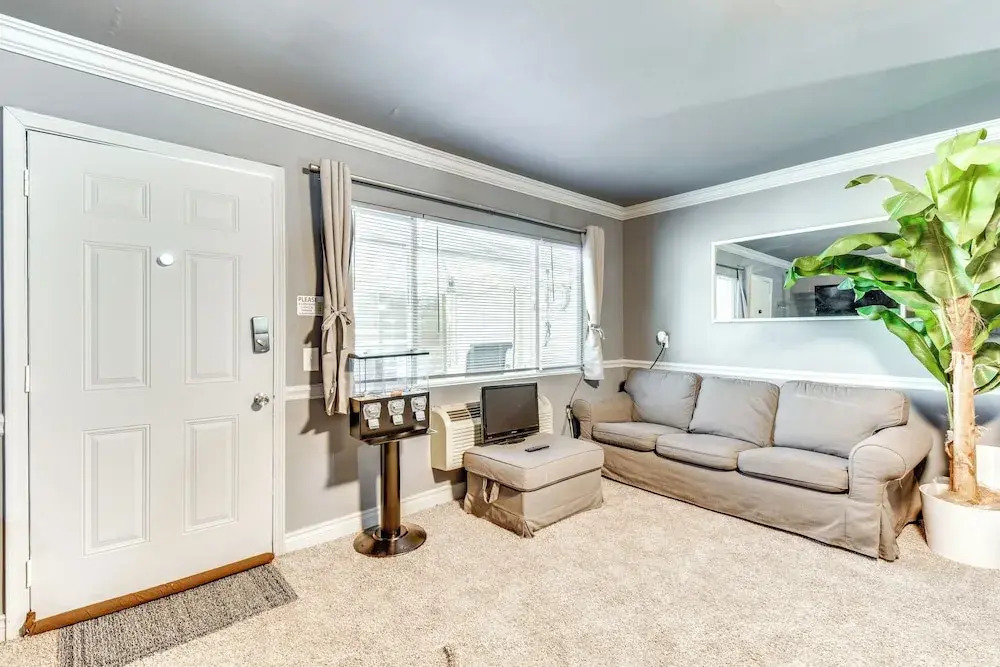 1 Mi to Dtwn & UGA Campus: Cozy Athens Getaway!