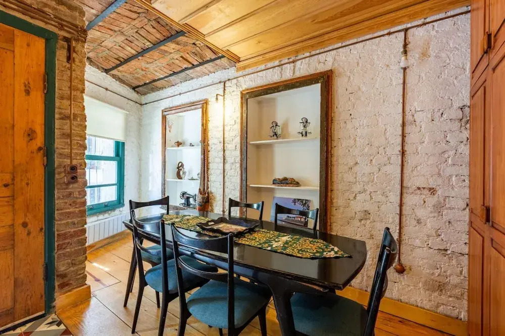 Historic House near Popular Landmarks in Balat