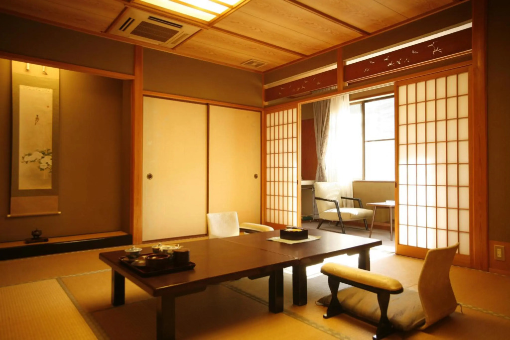 Sennennoyu Koman