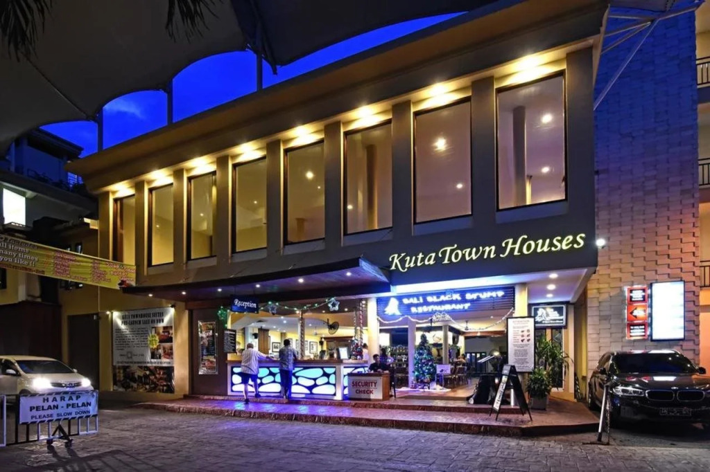 Kuta Town House Apartments